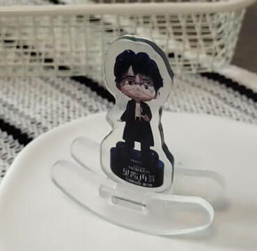 อะคริลิคโยกเยก