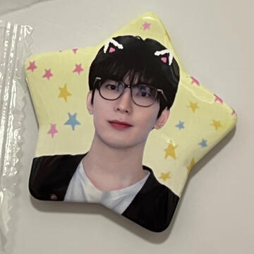 เข็มกลัดดาว